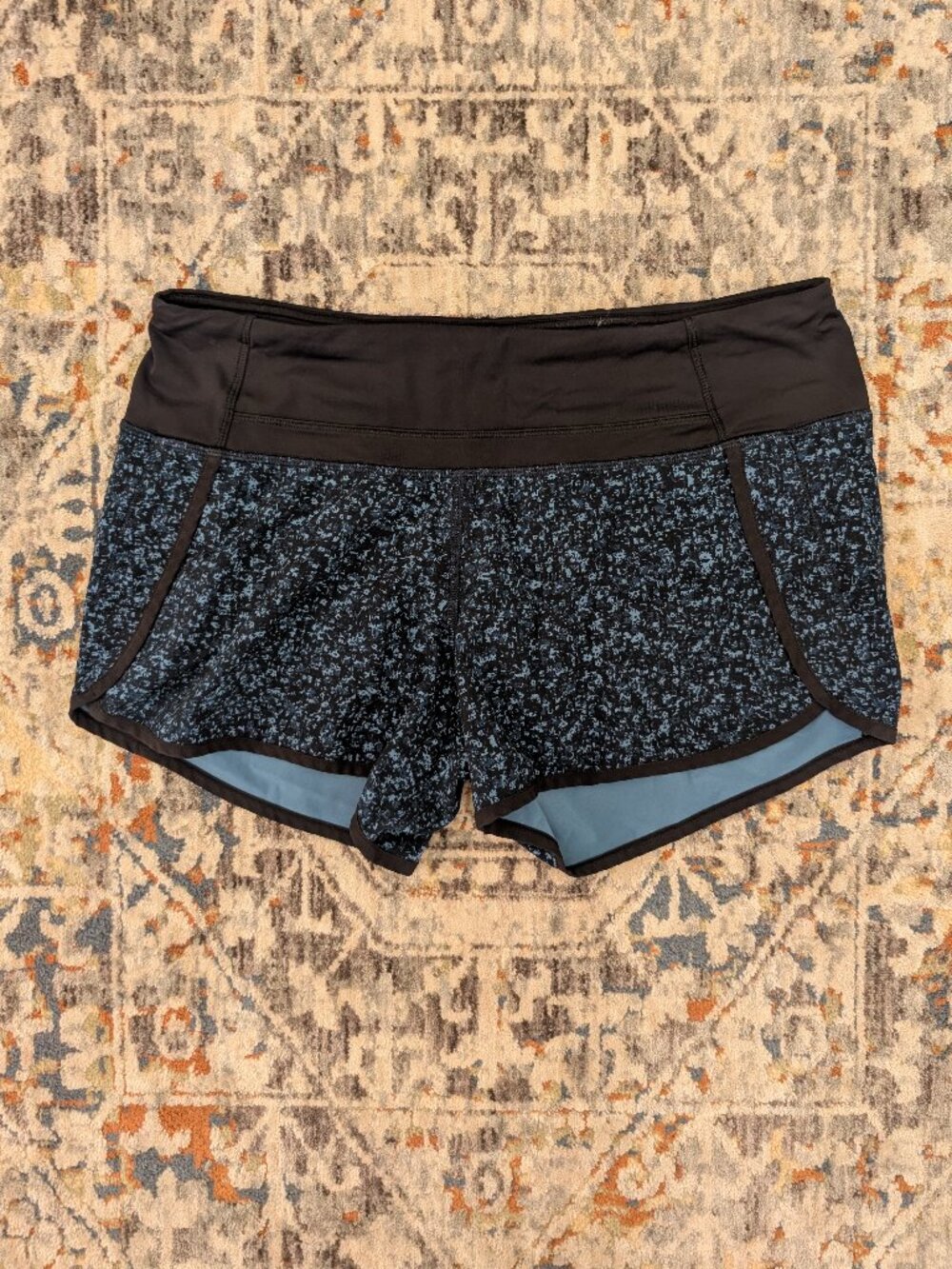 Lululemon Run Times Short Daisy Dust